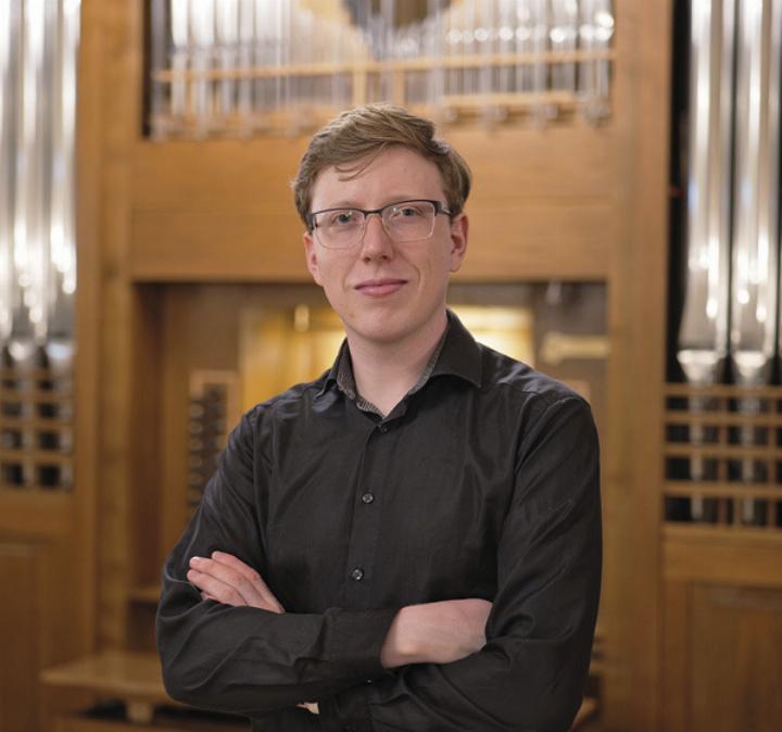 Seine Leidenschaft hat Ludwig Zettler im Orgelspiel gefunden. Nach dem Studium für Katholische Kirchenmusik widmet er sich der Orgel-Instrumentalpädagogik und dem Konzertfach.

Foto: Anastasiia Igoshina