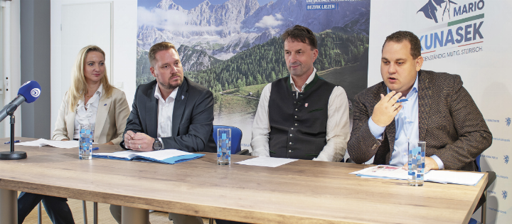 V.l.: LAbg. Eva-Maria Kroismayr-Baier, Klubobmann Marco Triller, NAbg. Albert Royer und Klubobmann-Stv. Philipp Könighofer. Foto: Ennstaler