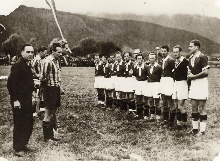 Bei der Platzeröffnung im Jahre 1948 spielte der SC Liezen gegen SSK Salzburg.