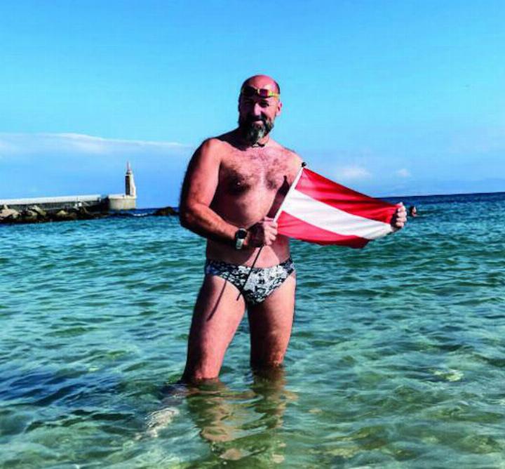 Extremschwimmer Josef Köberl meisterte die 15,2 Kilometer von Spanien nach Marokko in fünf Stunden. Foto: Barbara Anderl