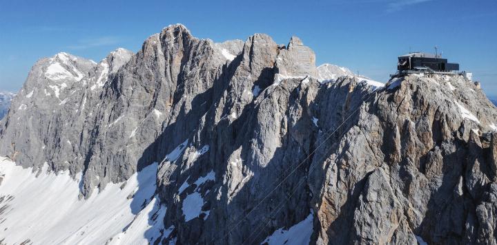 Auf 2700 Metern Höhe: Im Dachstein-Gletscherrestaurant findet die feierliche Michelin-Plaque-Verleihung statt. Foto: Harald Steiner