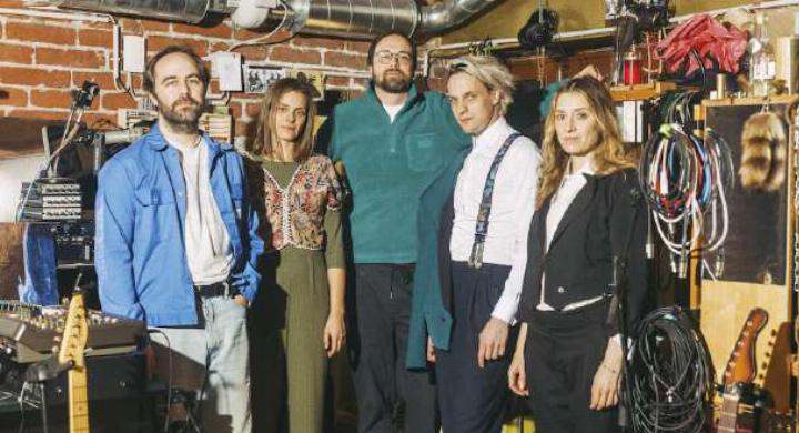 „Viech“ stehen für reflektierte Popmusik und überraschende Klangvielfalt.

Foto: Manuel Peric