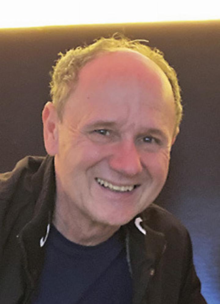 HALL
Hansi Schmid