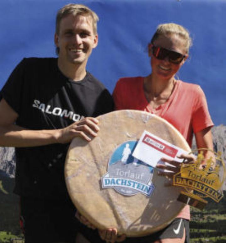 Die Marathonsieger Tomás Hudec  und Anna Andres. 
Foto: Hans Simonlehner