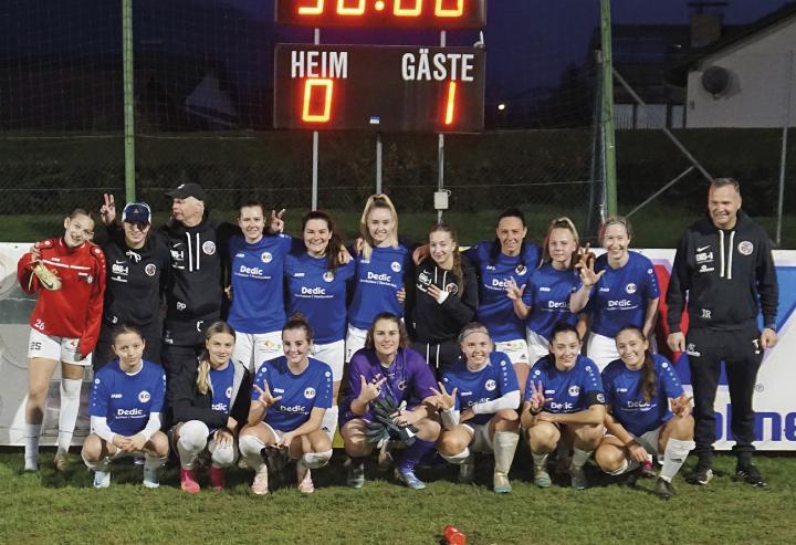 Die SVR/SVL-Fußballgirls jubelten über den 1:0-Auswärtssieg gegen Peggau. Foto: SVR/SVL