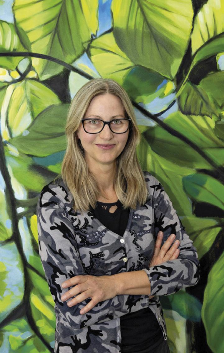 Für Christiane Saenger ist Landschaft nicht nur Motiv, sondern Bühne für Erinnerungen, für Geschichten und für die stille Präsenz der Zeit. Foto: C. Saenger