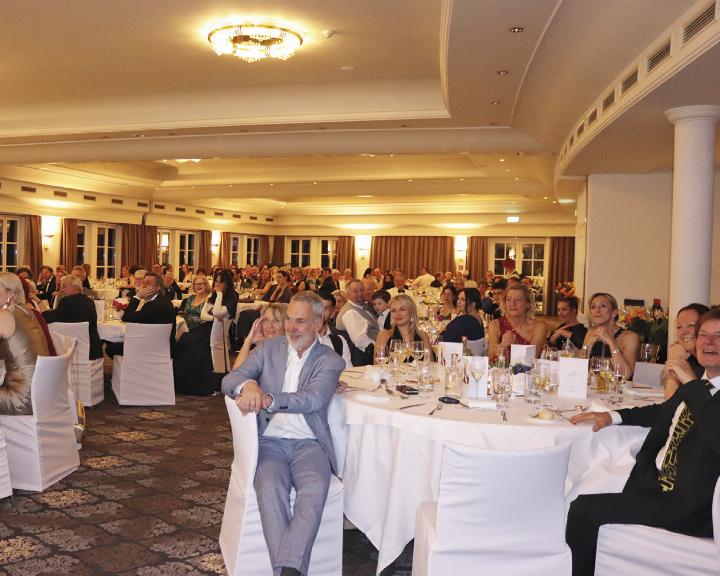 Volles Haus bei der Charity Night auf Schloss Pichlarn. Foto: Susanne Aigner-Haas