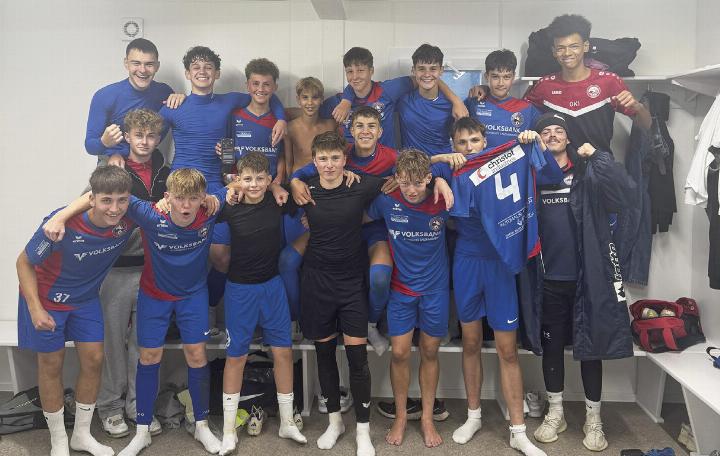 U16-Tabellenführer FC Ausseerland feierte im Heimspiel gegen St. Gallen ein 13:1-Schützenfest. Foto: FCA