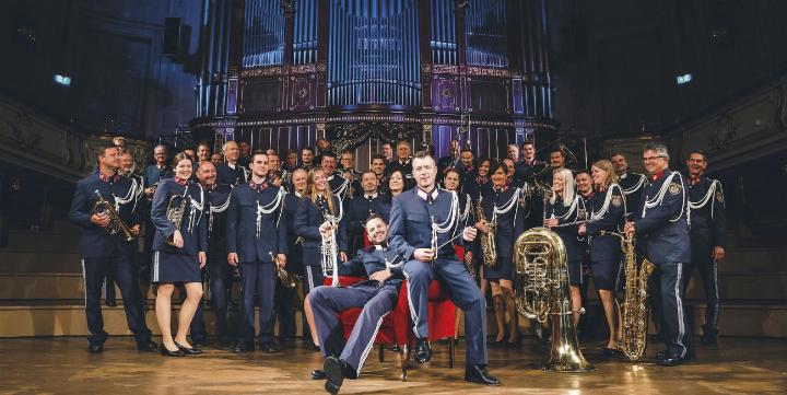 Rund 65 Musiker der Polizeimusik Steiermark bringen unter der Leitung von Kapellmeister Christoph Grill die größten Musicalhits auf die Bühne. Foto: LPD Steiermark