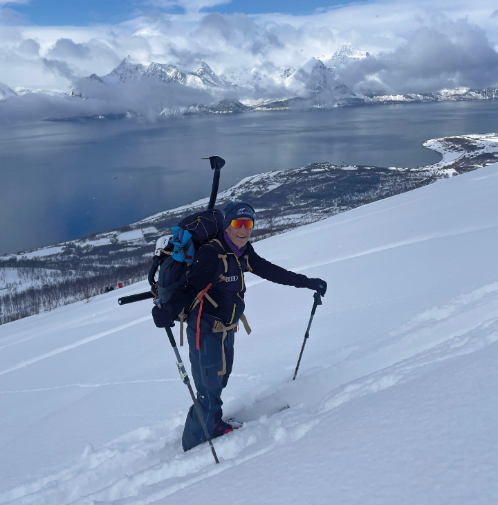 Die schnellste Abfahrt in den Lyngenalpen auf dem Snowbike brachte dem gebürtigen Triebener Hermann Koch einen erneuten Weltrekord ein.