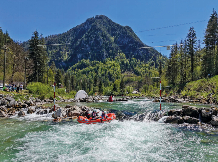 Das Nationalteam und gleichzeitig die Heimmannschaft holte sich den Tagessieg bei den Österreichischen Meisterschaften in Wildalpen. Foto: Rafting Sport Salzatal