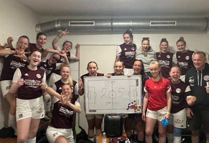 Die Damenelf der SG Rottenmann/SV Lassing feierte gegen die Freienstein-Trofaiach Soccer Ladies einen klaren 2:5-Auswärtssieg.