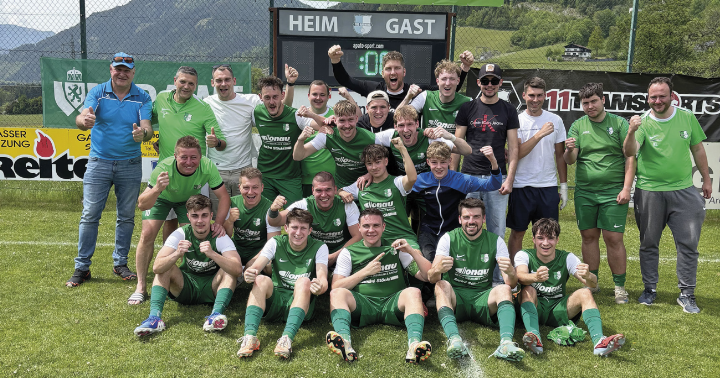 Die Mannschaft des TUS Ardning steht nach dem 3:1-Derbysieg gegen den SV Admont/Hall mit einem Bein vor dem Meistertitel. Foto: TUS Ardning