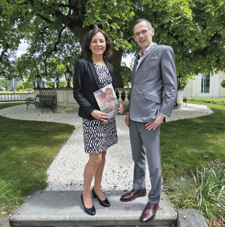 Regionalleiterin Petra Frewein und Vorstandsmitglied Oliver Kröpfl präsentierten das Vorjahresergebnis der Steiermärkischen Sparkasse. Foto: Steiermärkische