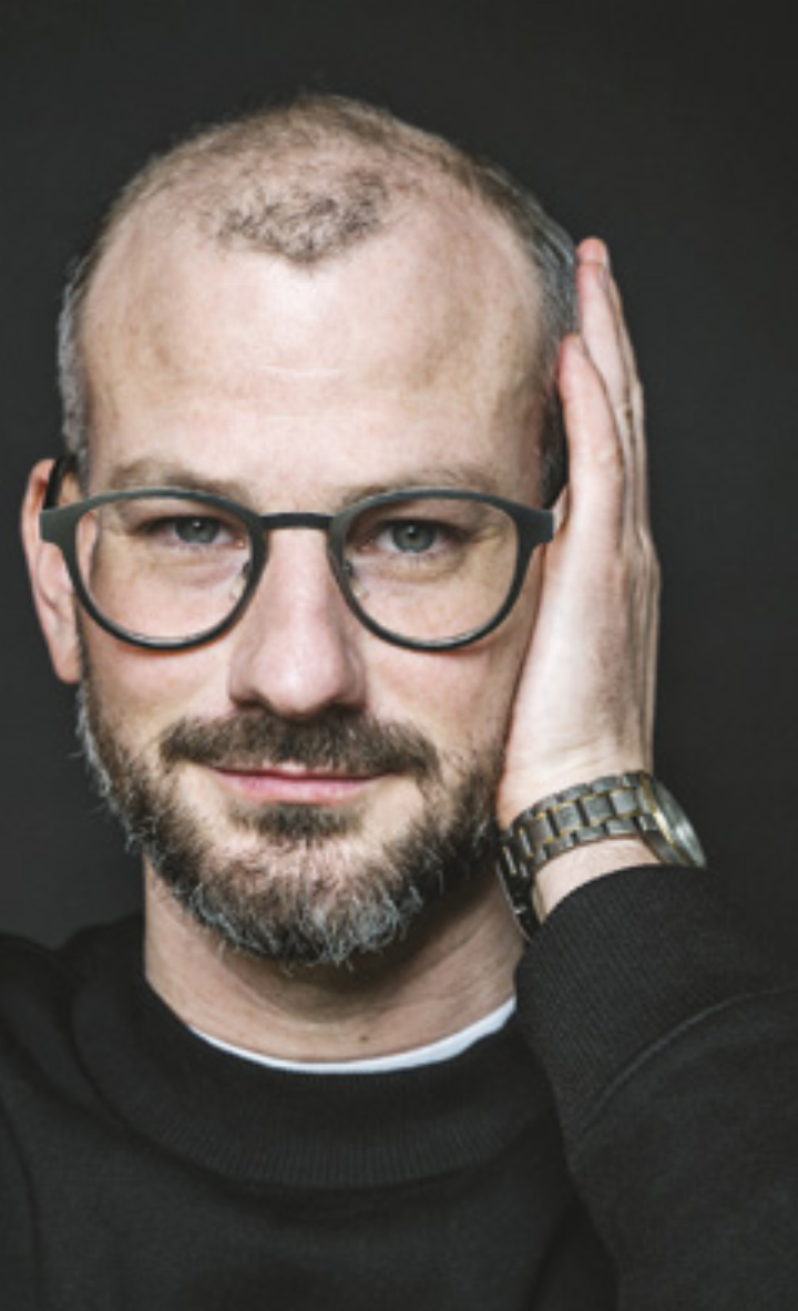 Philipp Oberlohr sprengt Denkmuster und hinterfragt vermeintliche Grenzen.
Foto: Fürtbauer