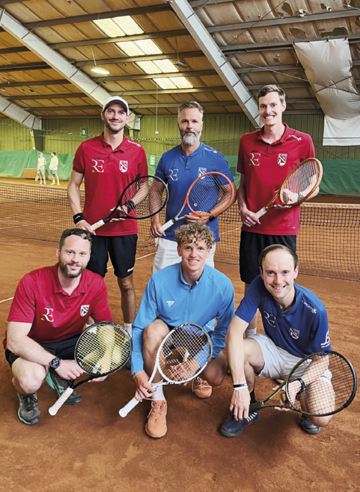 Die Tenniscracks des ATV Irdning 1 feierten gegen Titelfavorit Stattegg 1 einen 5:4-Auswärtserfolg. Von links: Lukas Sieghartsleitner, Rene Kainz, Gregor Köberl; vorne: Gerhard Fahrnberger, Leo Distler, Alexander Jagersberger. Foto: ATV
