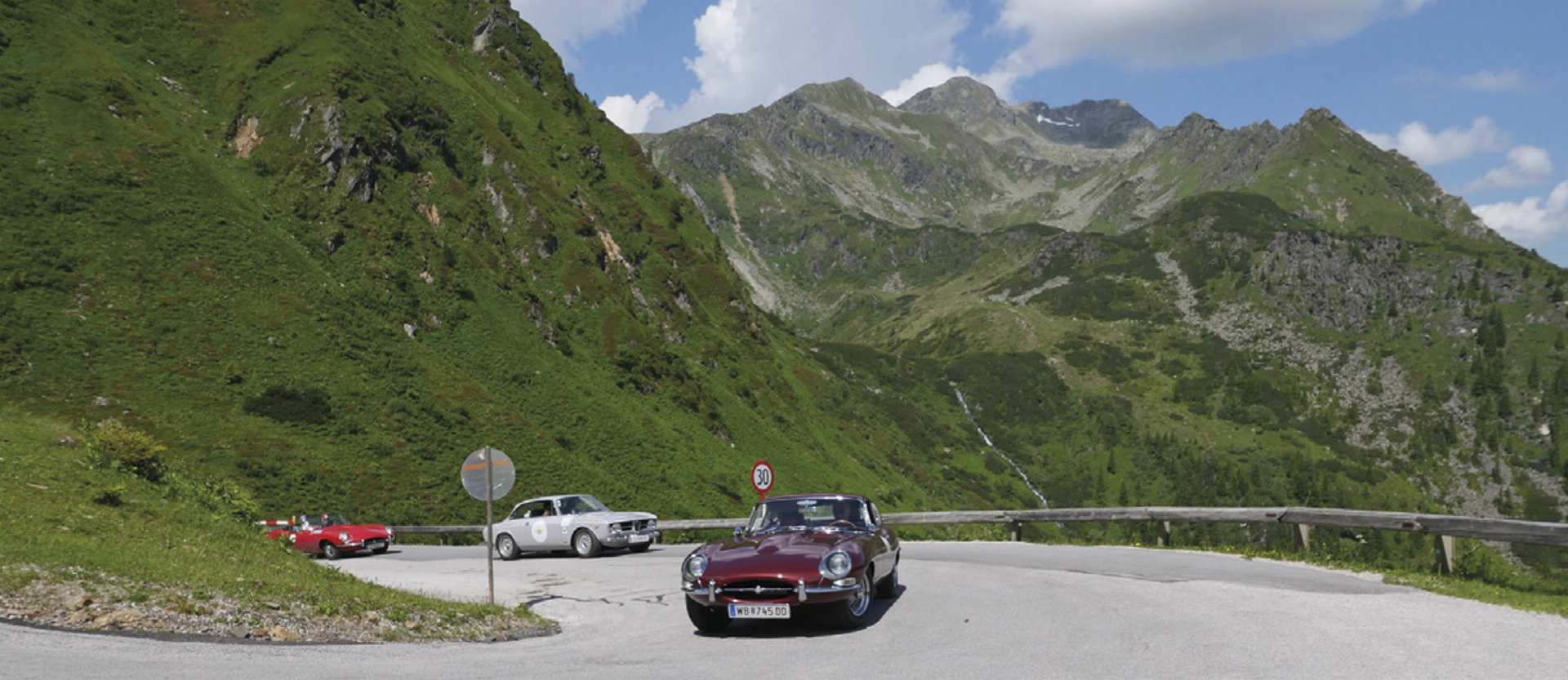 Mit Herz am Steuer: Bei der Lions Charity Rallye fuhren Oldtimer für den guten Zweck.

Foto: Volkhard Maier - Das Bild wird blockiert. – Möglicherweise durch einen aktiven Adblocker.