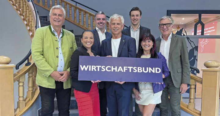 Hinten: Jürgen Hentschl (stv. Obmann), Christian Hollinger (Vorstand), Simon Hartweger (Vorstand), Josef Herk (Präsident WB Steiermark). Vorne: Sarah May Stangl-Feliciano (Organisationsreferentin), Egon Hierzegger (Bezirksgruppenobmann) und Barbara Maxonus (Obmann-Stv.). Foto: Birgit Steinberger