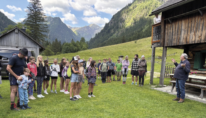 Offene Weiden zum Erhalt der Artenvielfalt: Einschulung für das Schwenden auf Almen im Sölktal und Öblarn. Foto: o.K.