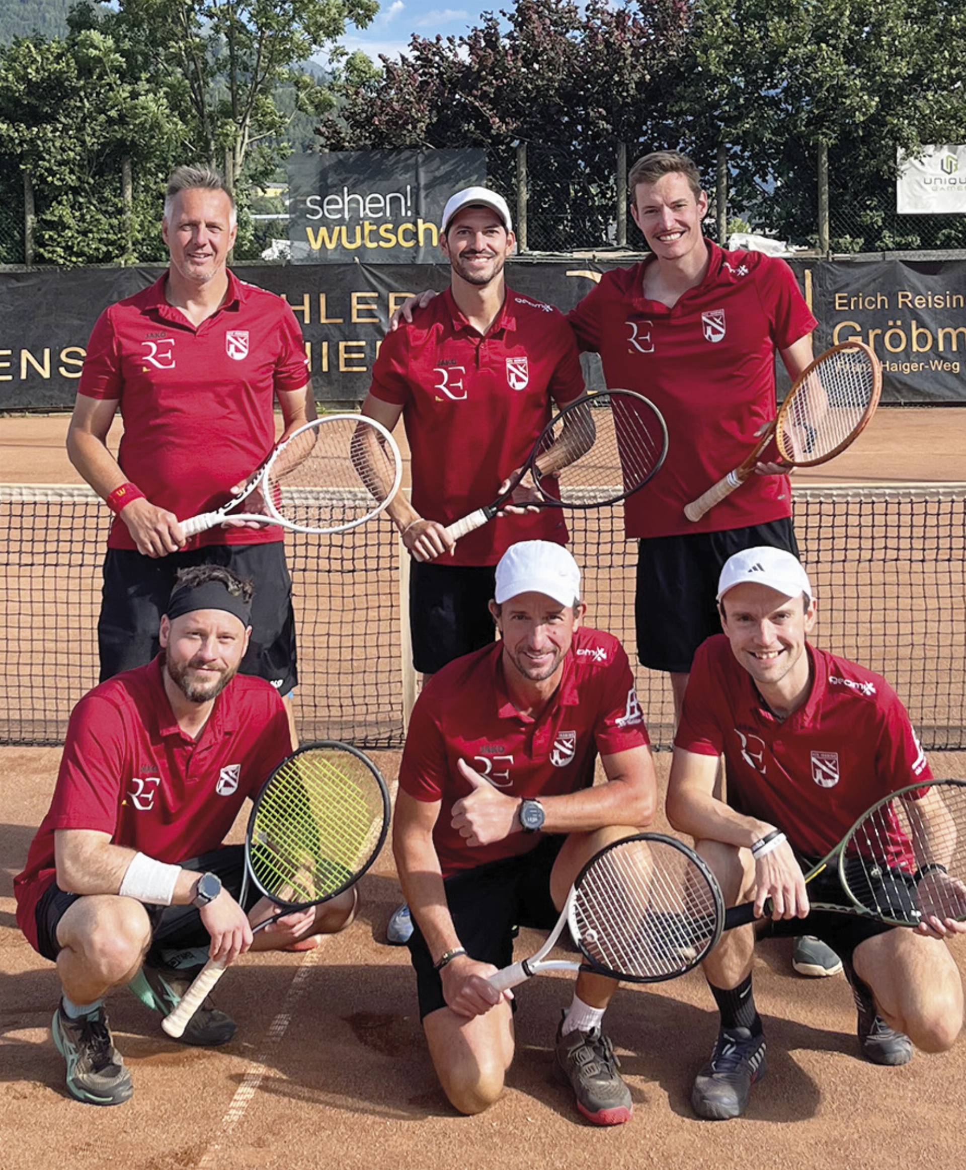 ATV Irdning 1 Landesliga B Meistermannschaft (von links stehend): Bernd Furche, Lukas Sieghartsleitner, Gregor Köberl; knieend: Gerald Fahrnberger, Mario Schmid, Alexander Jagersberger. - Das Bild wird blockiert. – Möglicherweise durch einen aktiven Adblocker.