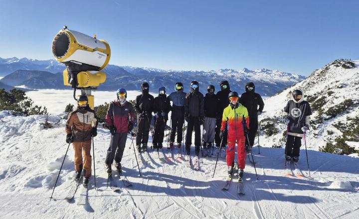 HAK-Liezen-genoss-Pulverschnee-und-H-hensonne